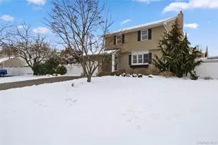66 Country Village Ln, East Islip, NY 11730 - Photo 30