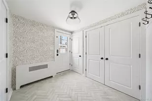 66 Country Village Ln, East Islip, NY 11730 - Photo 22