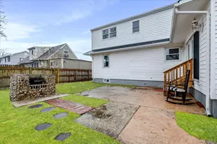 571 Center Dyre Ave, West Islip, NY 11795 - Photo 22