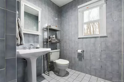 25 Cherokee Rd, East Brunswick Township, NJ 08816 - Photo 24