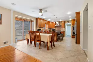 25 Cherokee Rd, East Brunswick Township, NJ 08816 - Photo 8