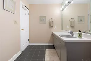 25 Cherokee Rd, East Brunswick Township, NJ 08816 - Photo 20