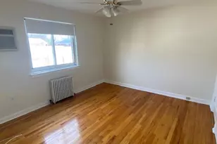 264-14 73rd Ave, Glen Oaks, NY 11004 - Photo 2