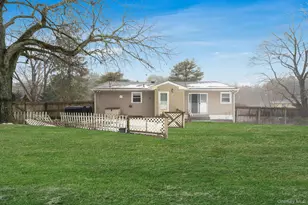 1447 N Ocean Ave, Medford, NY 11763 - Photo 24