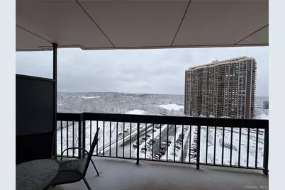 269-10 17K Grand Central Parkway #17K, Floral Park, NY 11005 - Photo 16