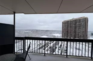 269-10 17K Grand Central Pkwy, Floral Park, NY 11005 - Photo 16