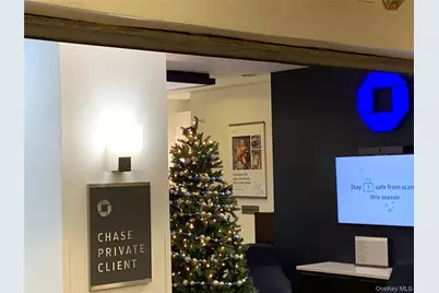 269-10 17K Grand Central Parkway #17K, Floral Park, NY 11005 - Photo 8