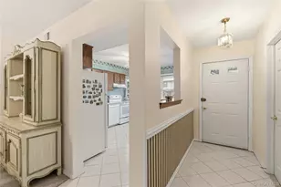 10 Hampton Way, Woodbury, NY 11797 - Photo 2