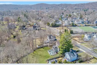 280 Bedford Road, Pleasantville, NY 10570 - Photo 46