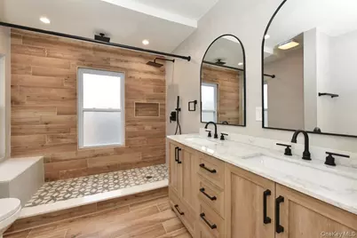 115 N Bergen Place, Freeport, NY 11520 - Photo 22