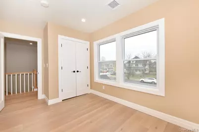 115 N Bergen Place, Freeport, NY 11520 - Photo 28