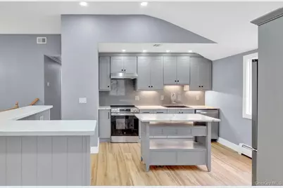 33 Gaines Street, Huntington, NY 11743 - Photo 6