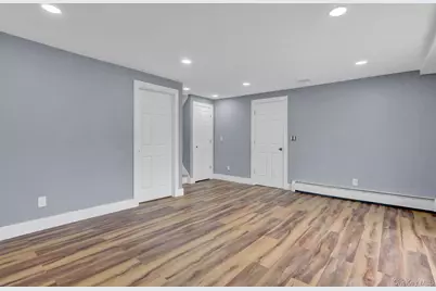 33 Gaines Street, Huntington, NY 11743 - Photo 22