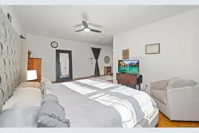 9201 Shore Road #C703/2, Brooklyn, NY 11209 - Photo 8