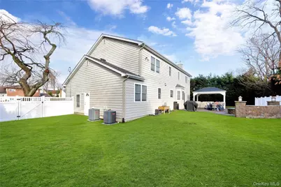 107 James Street, Massapequa, NY 11758 - Photo 34