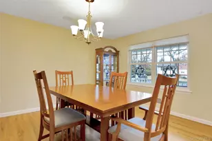 107 James St, Massapequa, NY 11758 - Photo 8