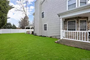 107 James St, Massapequa, NY 11758 - Photo 28