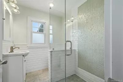 20845 Soundview Avenue, Southold, NY 11971 - Photo 12