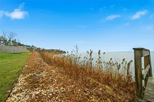 20845 Soundview Ave, Southold, NY 11971 - Photo 28