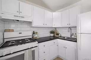 351 N Broadway, Yonkers, NY 10701 - Photo 4