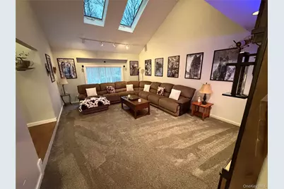 503 Wading River Road, Manorville, NY 11949 - Photo 6