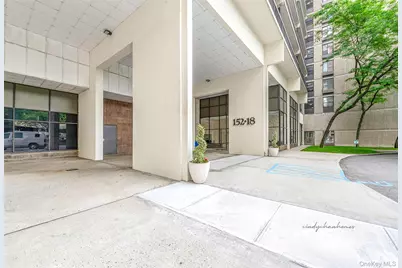 152-18 Union Turnpike #6D, Flushing, NY 11367 - Photo 2