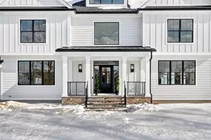 43 Hilltop Ln, Thornwood, NY 10594 - Photo 2