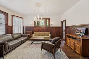 397 Split Rock Rd, Syosset, NY 11791 - Photo 12