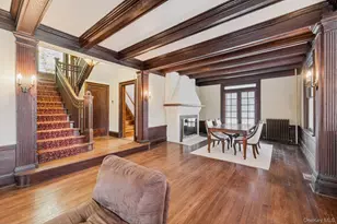 397 Split Rock Rd, Syosset, NY 11791 - Photo 4