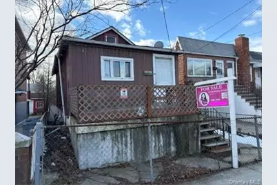 124-12 7th Avenue, College Point, NY 11356 - Photo 2