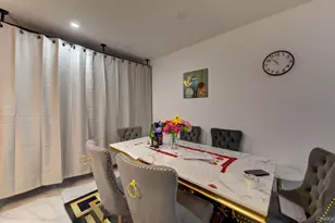 114-48 200th St, Saint Albans, NY 11412 - Photo 6