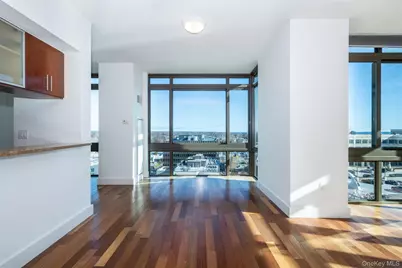 175 Huguenot Street #1402, New Rochelle, NY 10801 - Photo 2