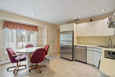 2046 Hancock Avenue, North Bellmore, NY 11710 - Photo 14