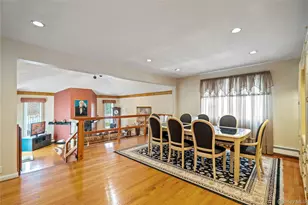 2046 Hancock Ave, North Bellmore, NY 11710 - Photo 4