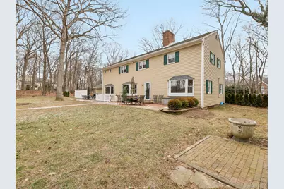 5 Linda Court, Oyster Bay, NY 11771 - Photo 38