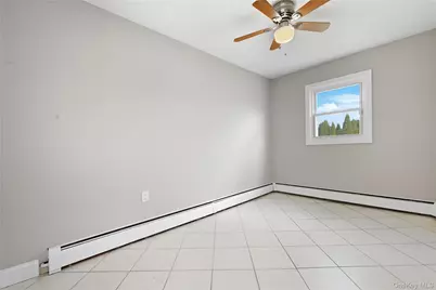 3037 N Jerusalem Road, Levittown, NY 11756 - Photo 12