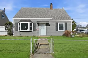 3037 N Jerusalem Rd, Levittown, NY 11756 - Photo 2