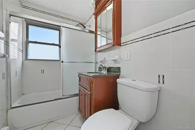 3037 N Jerusalem Road, Levittown, NY 11756 - Photo 14