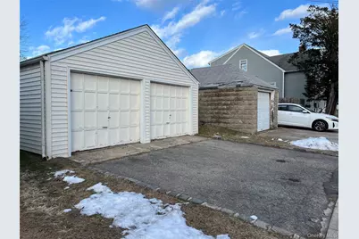 40 Firwood Rd #A, Port Washington, NY 11050 - Photo 8