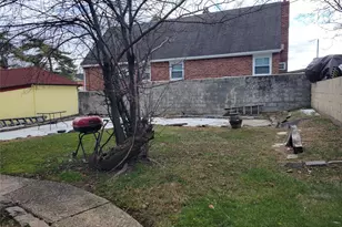 104-14 27th Ave, East Elmhurst, NY 11369 - Photo 4