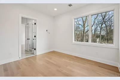 400 Phillips Hill Road, New City, NY 10956 - Photo 16