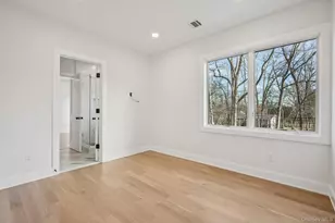 400 Phillips Hill Rd, New City, NY 10956 - Photo 16