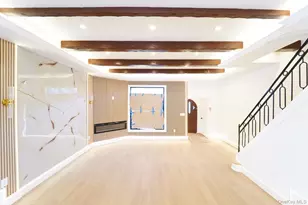 130-16 227th St, Springfield Gardens, NY 11413 - Photo 4