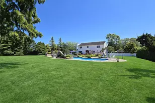 11 Simpson Gate, Manorville, NY 11949 - Photo 8