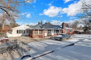 140 Long Dr, Hempstead, NY 11550 - Photo 32