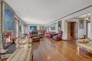 140 Long Dr, Hempstead, NY 11550 - Photo 6