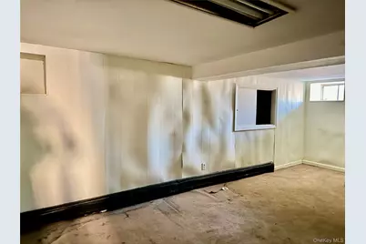 26 N Swezeytown Road, Middle Island, NY 11953 - Photo 18