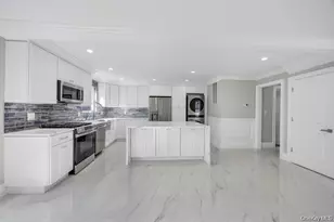 41 Perry St, Hempstead, NY 11550 - Photo 6