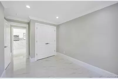 41 Perry Street, Hempstead, NY 11550 - Photo 10