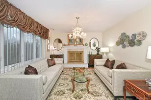 257 Melville Rd, South Huntington, NY 11746 - Photo 4